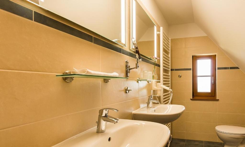 Haus Am Bodden 03 Apartment อาเรนสโฮพ ภายนอก รูปภาพ