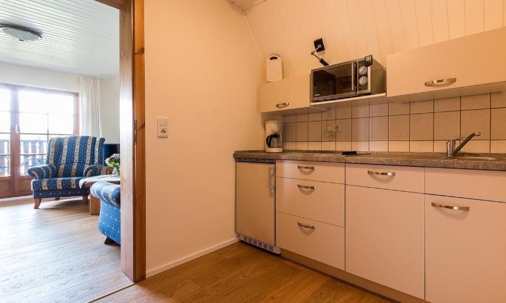 Haus Am Bodden 03 Apartment อาเรนสโฮพ ภายนอก รูปภาพ